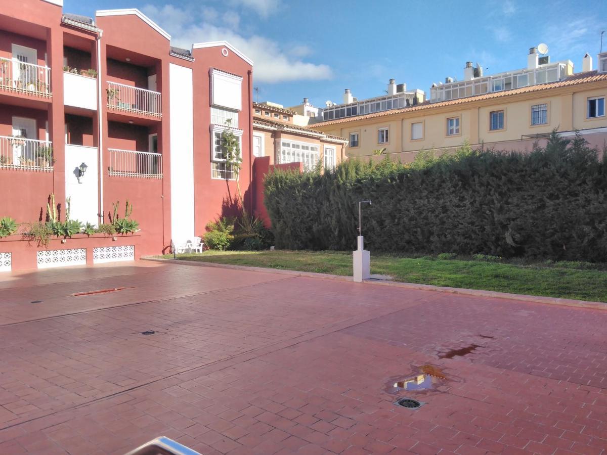 Bolivia Beach Apartments 马拉加 外观 照片
